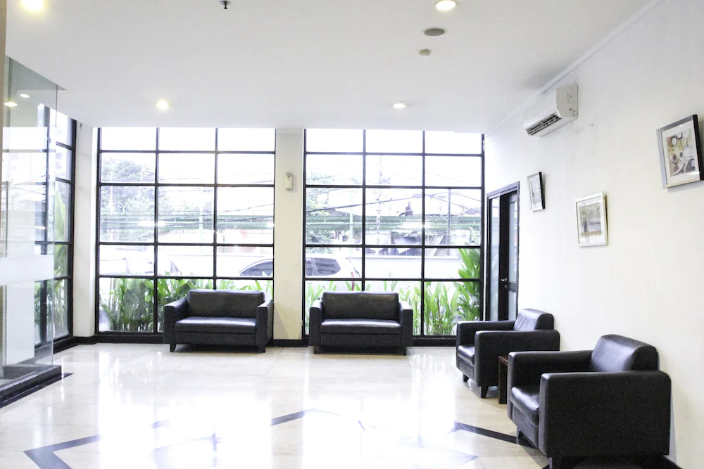 N1 Hotel