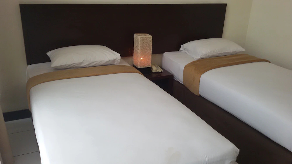 N1 Hotel