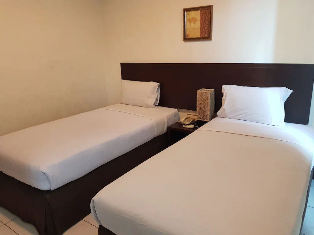 N1 Hotel