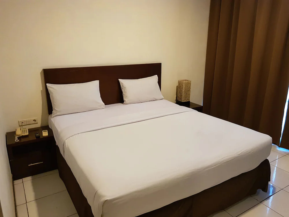 N1 Hotel