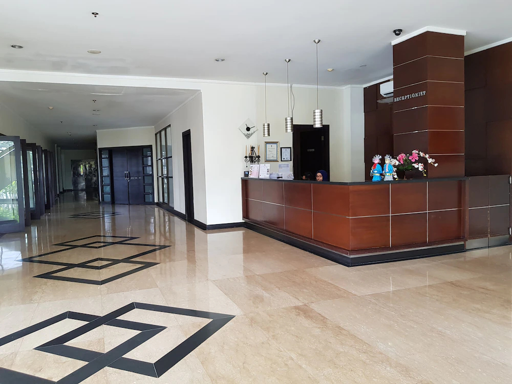 N1 Hotel