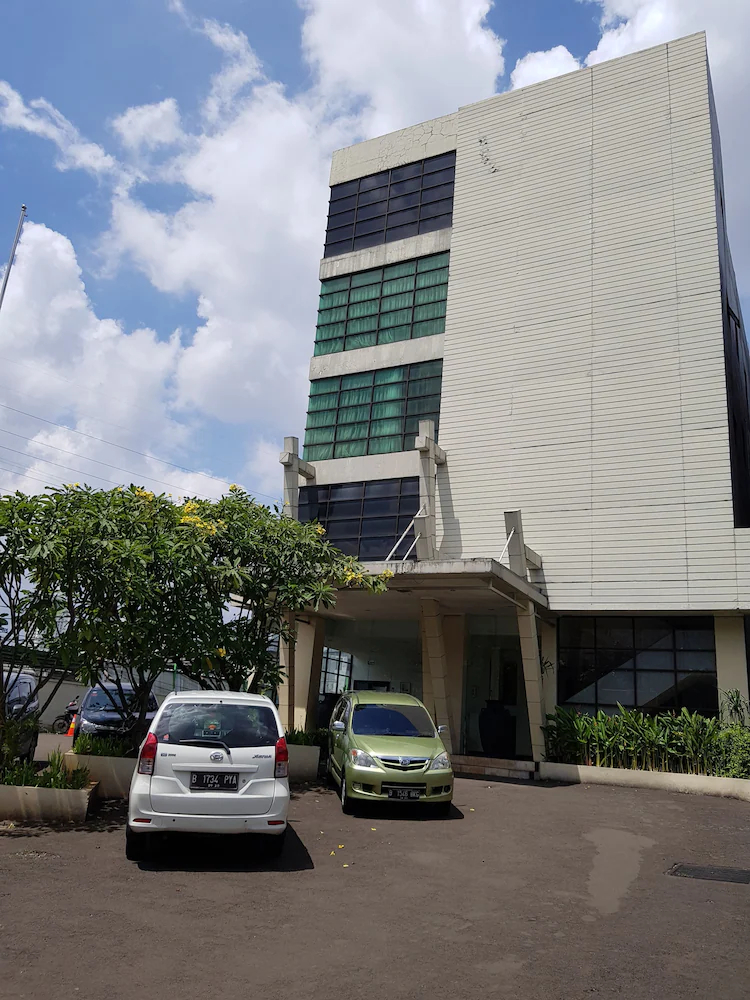 N1 Hotel