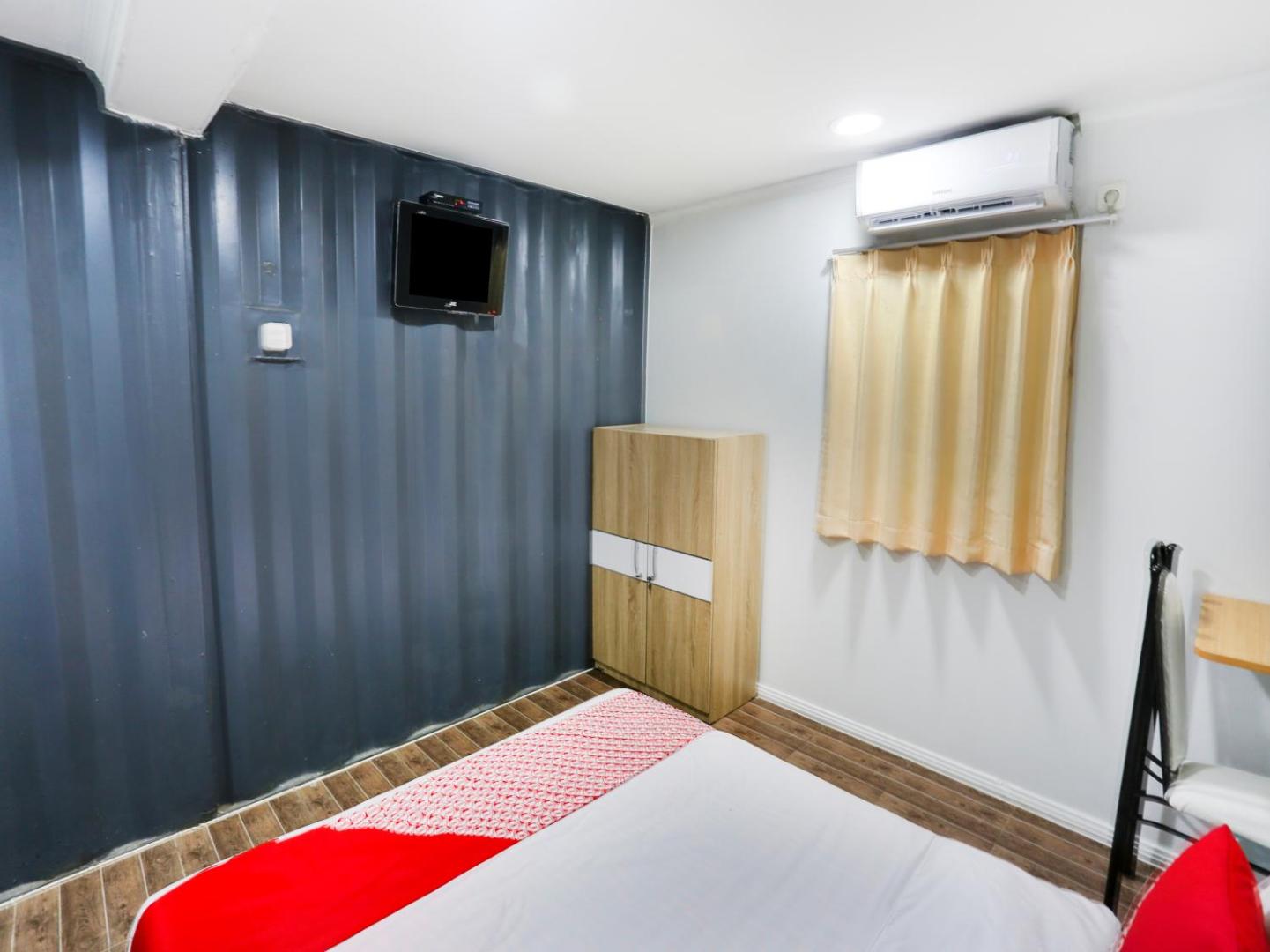 Nadjara Residence Syariah by OYO Rooms