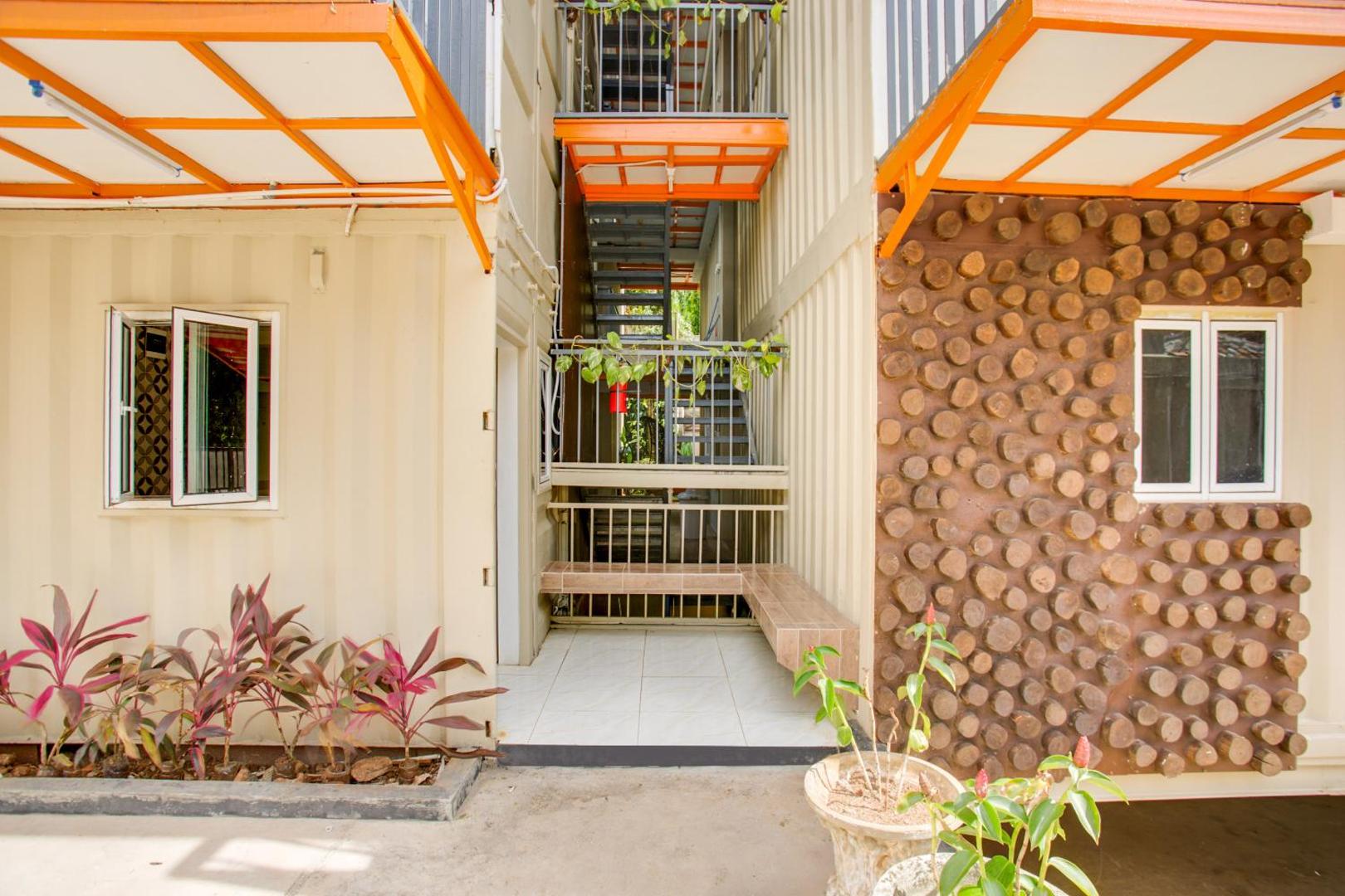 Nadjara Residence Syariah by OYO Rooms