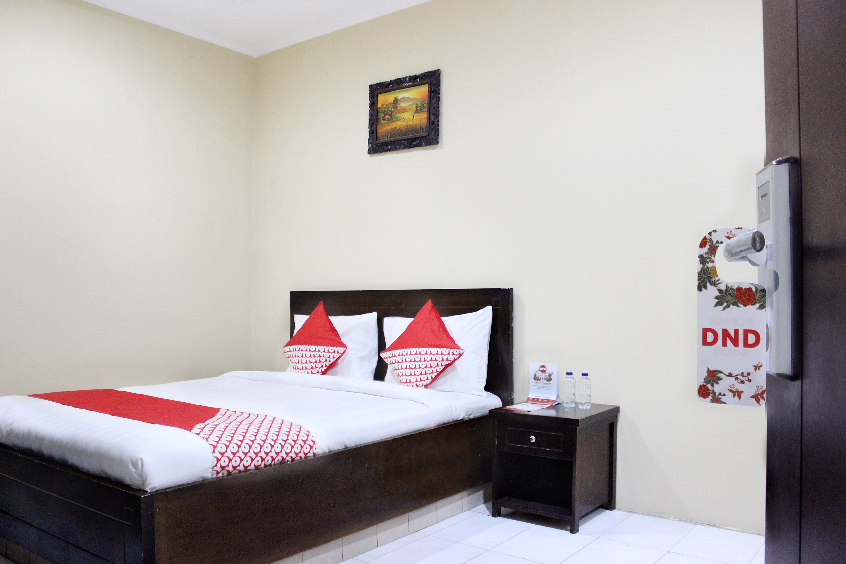 Urbanview Hotel Bes Mangga Besar