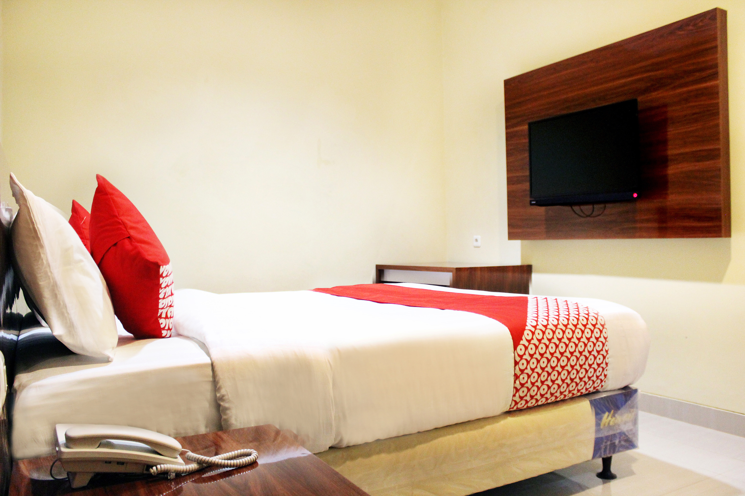 Urbanview Hotel Bes Mangga Besar