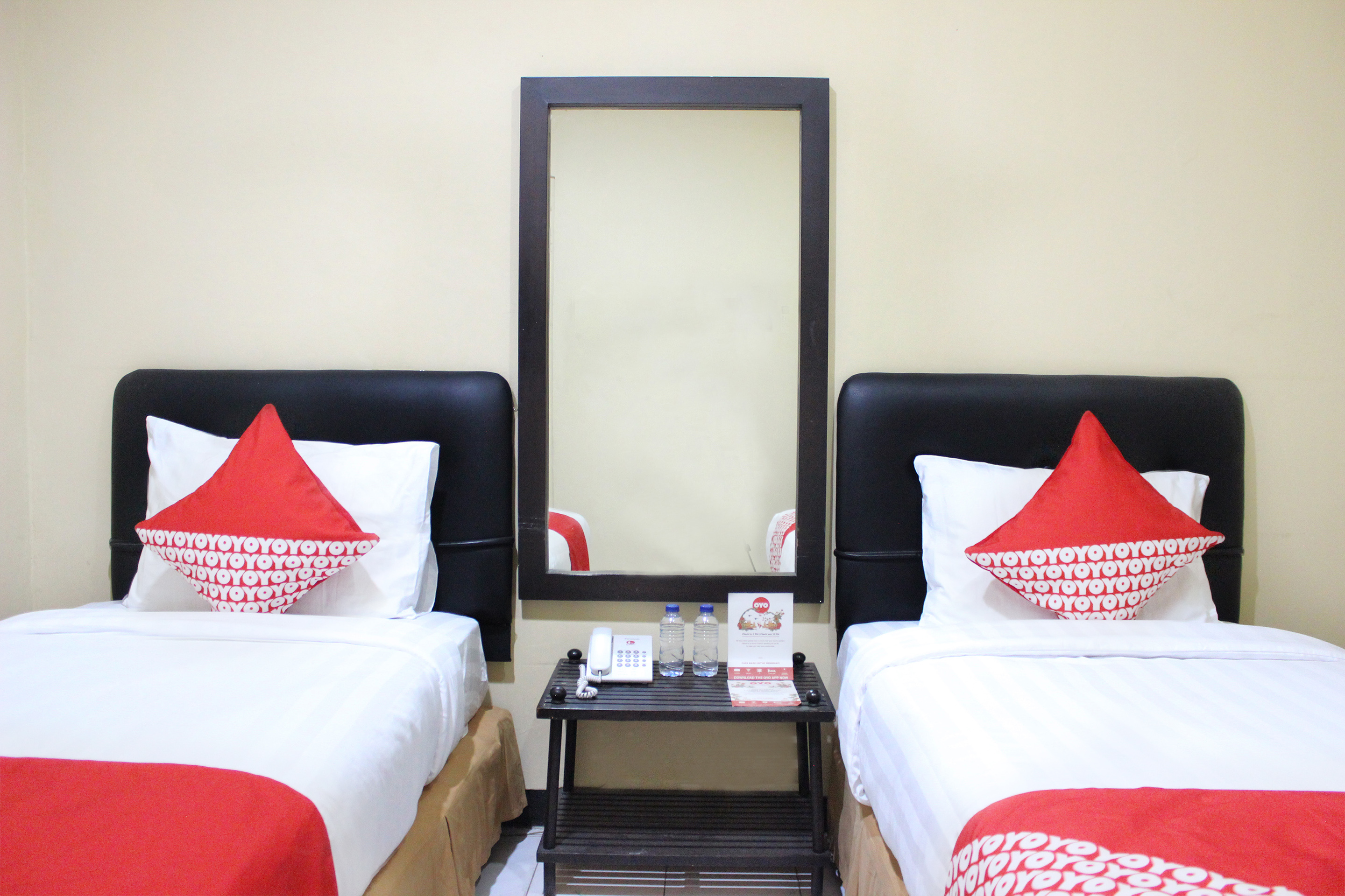 Urbanview Hotel Bes Mangga Besar