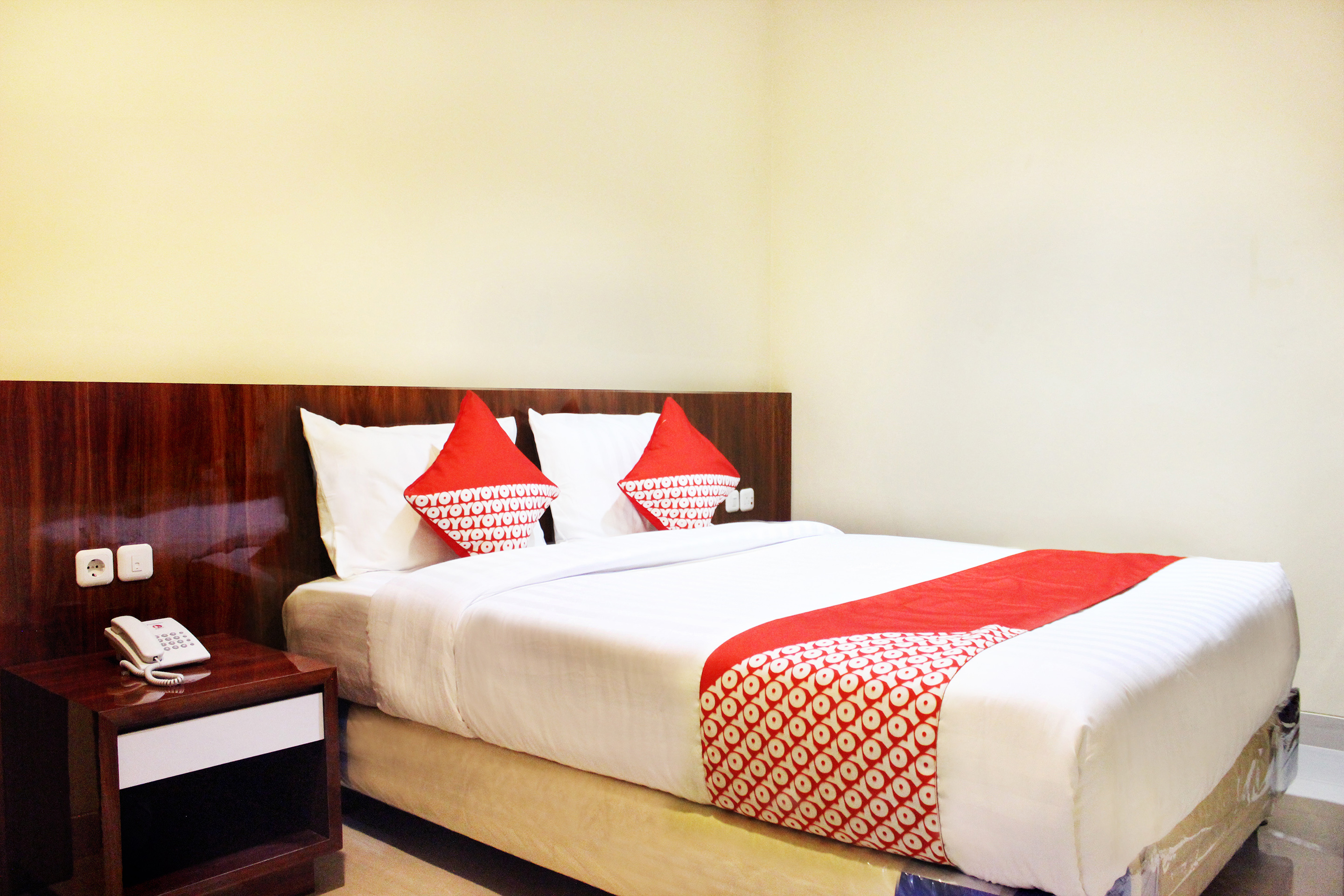 Urbanview Hotel Bes Mangga Besar