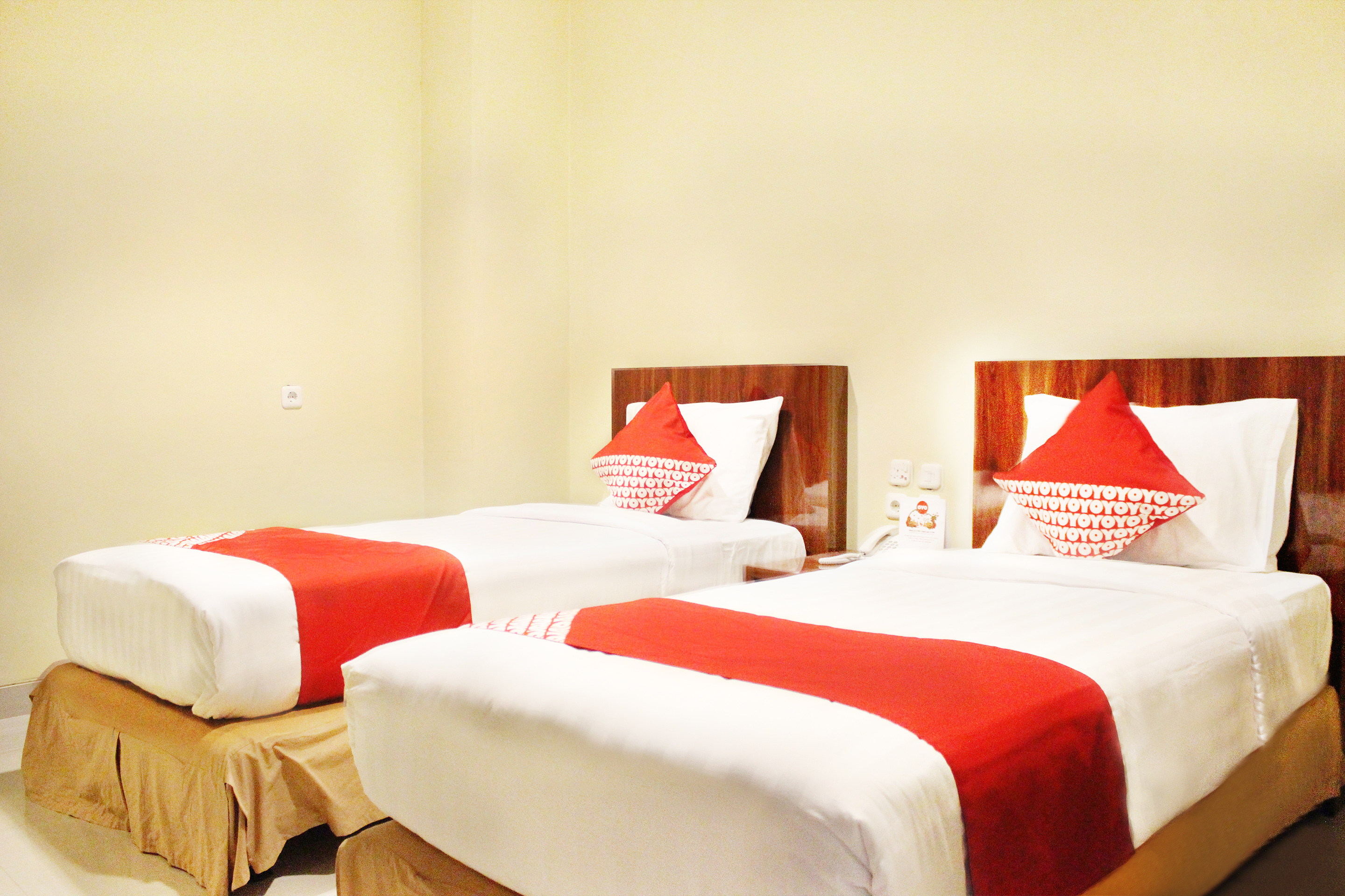 Urbanview Hotel Bes Mangga Besar