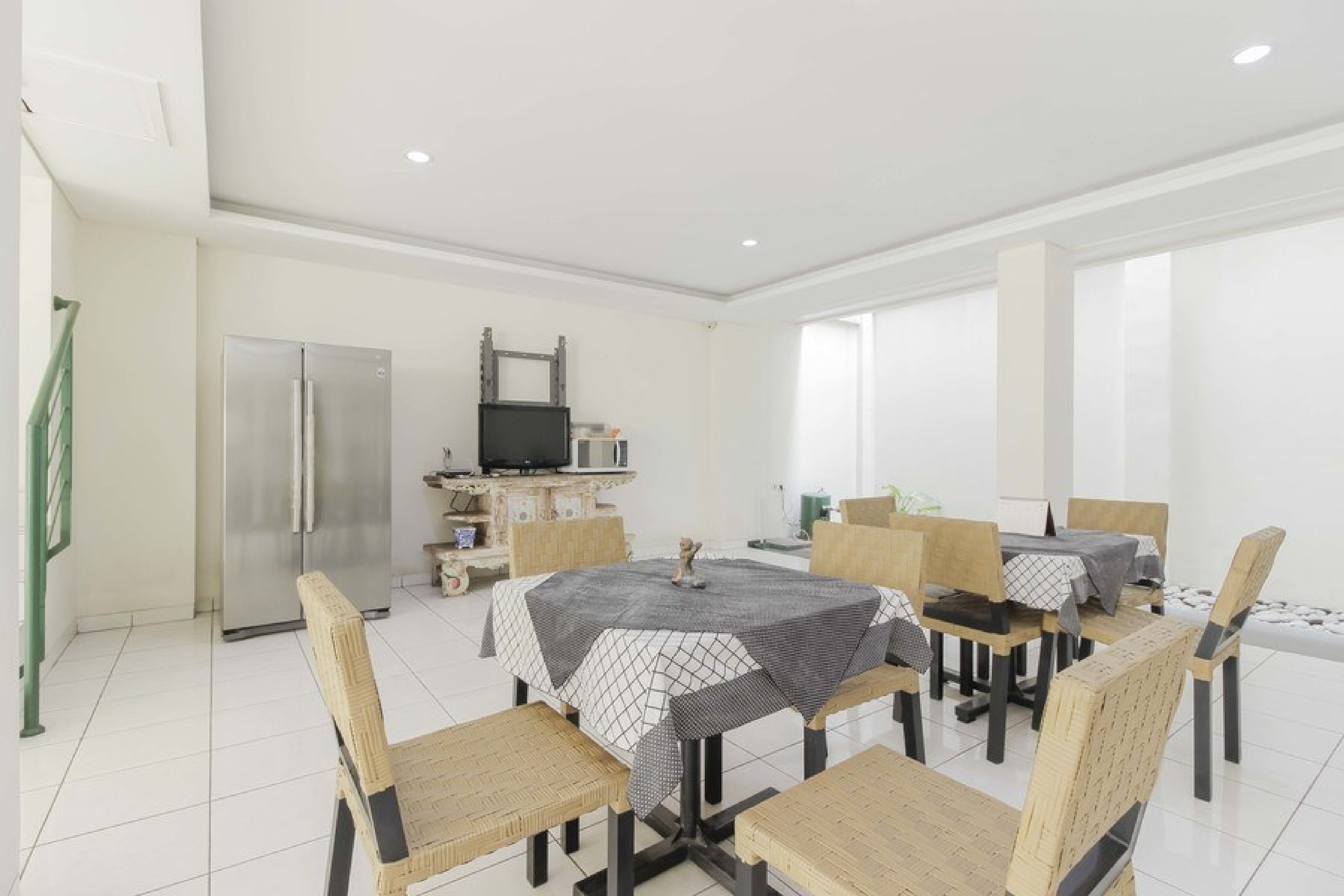 Niswantari Residence By RedDoorz