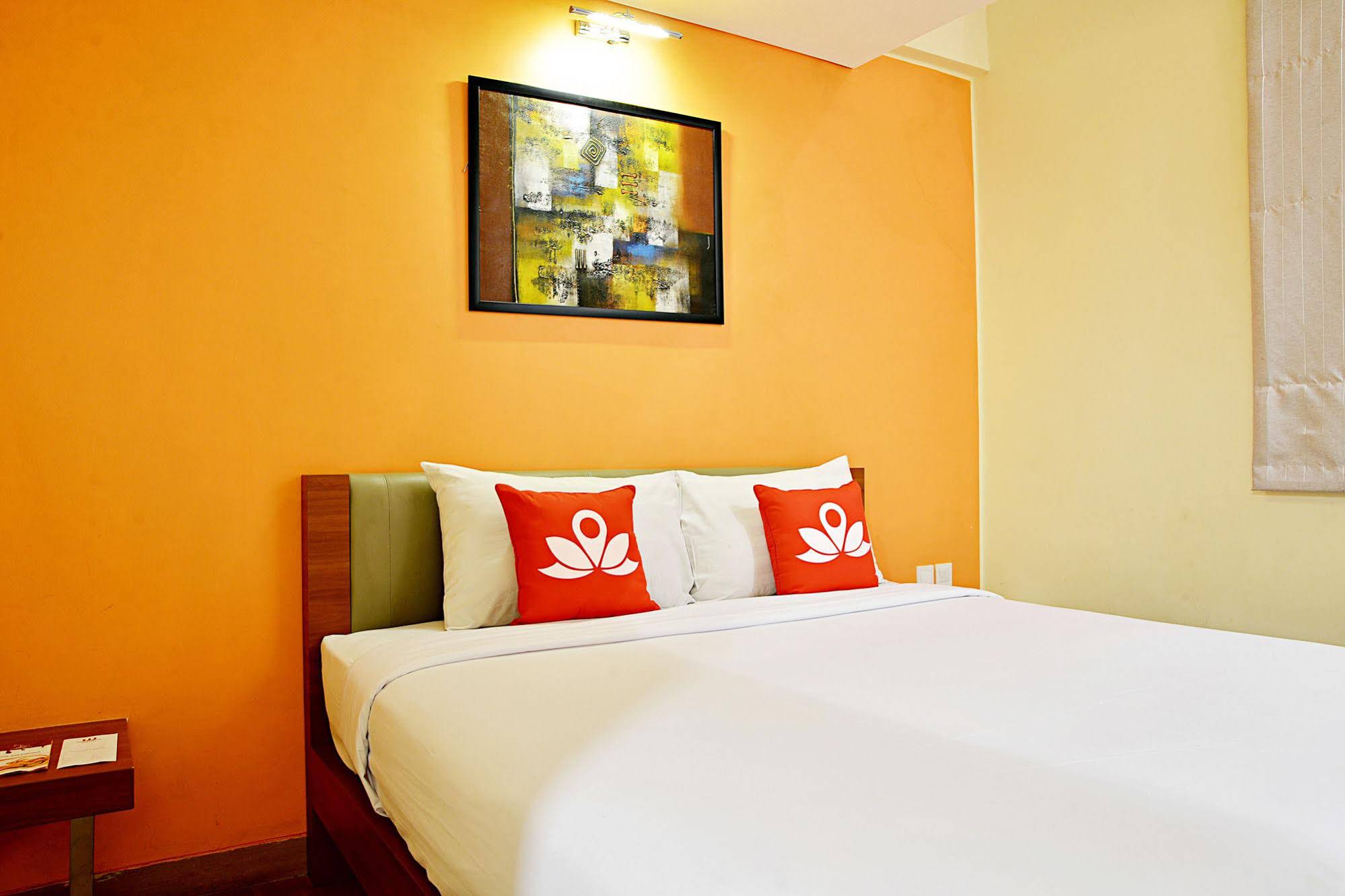 Nite & Day Jakarta Bandengan by ZEN Rooms
