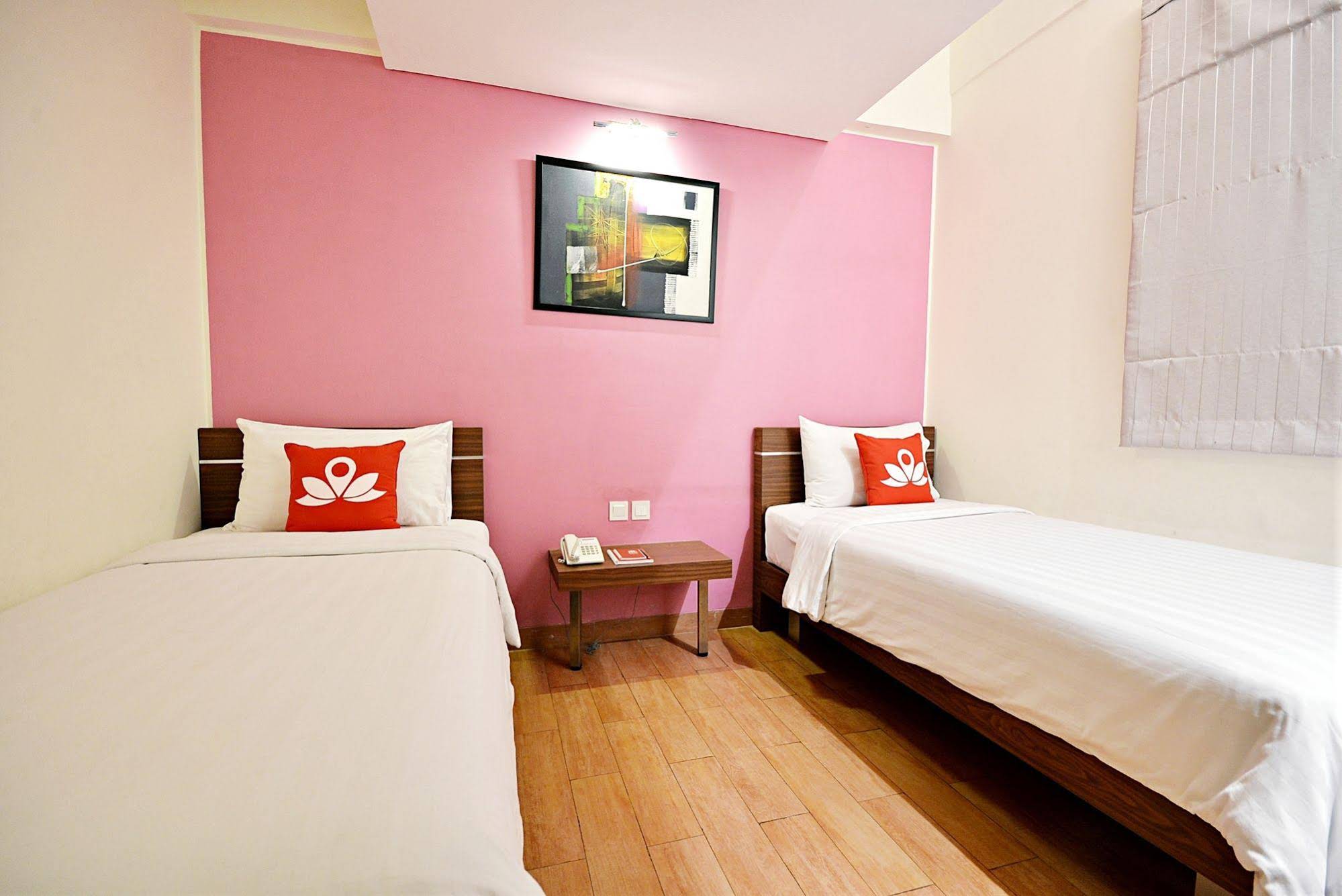 Nite & Day Jakarta Bandengan by ZEN Rooms