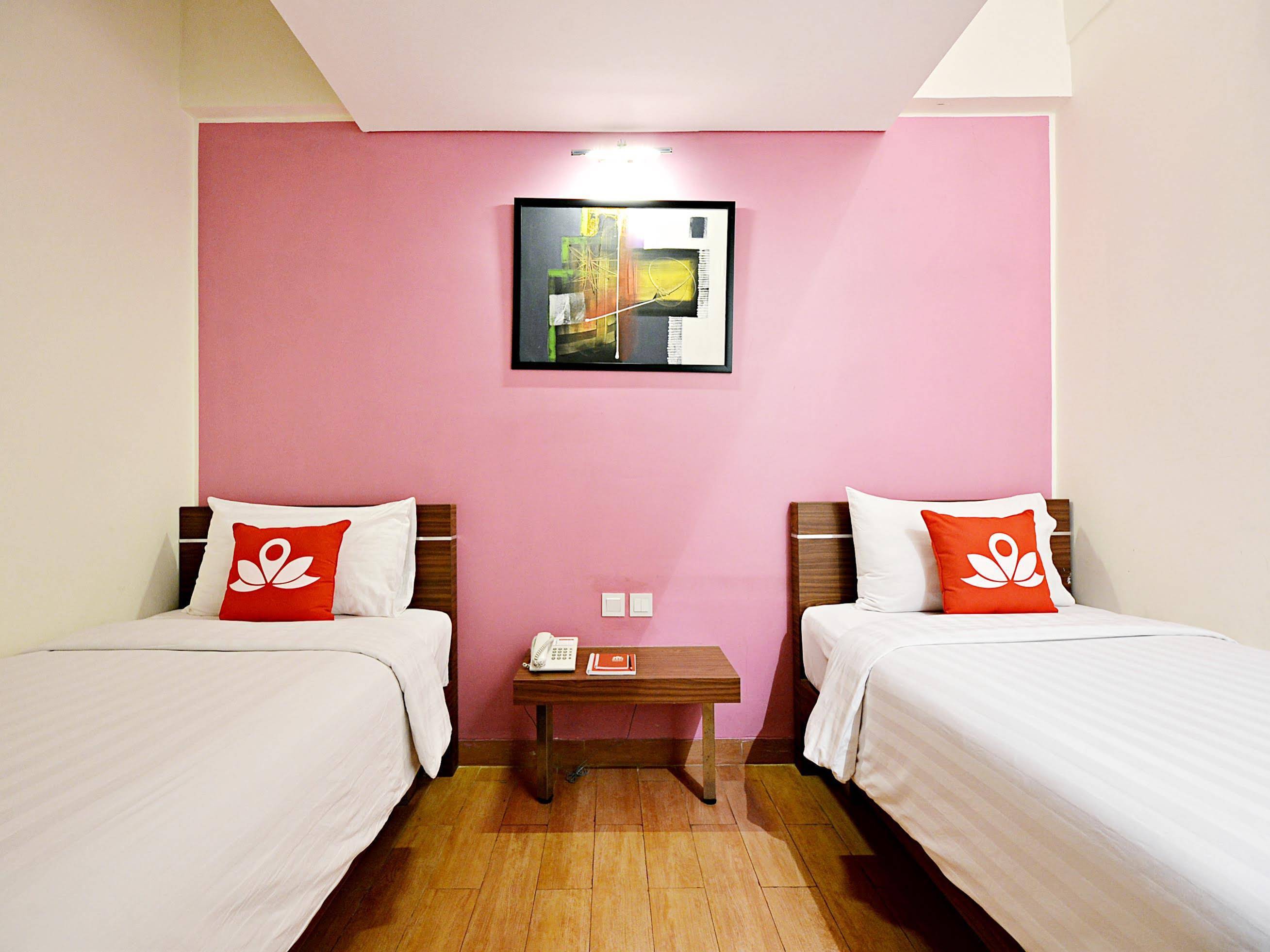 Nite & Day Jakarta Bandengan by ZEN Rooms