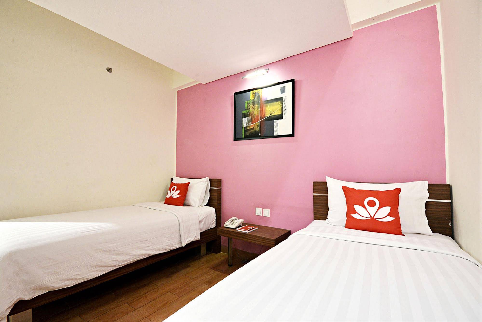 Nite & Day Jakarta Bandengan by ZEN Rooms