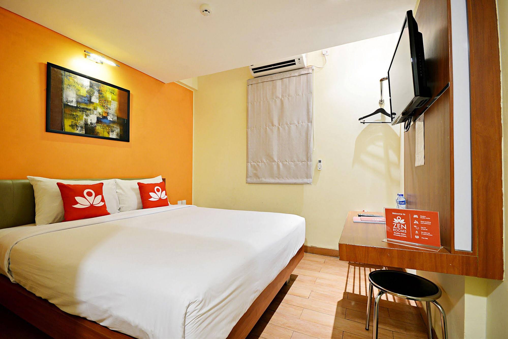 Nite & Day Jakarta Bandengan by ZEN Rooms