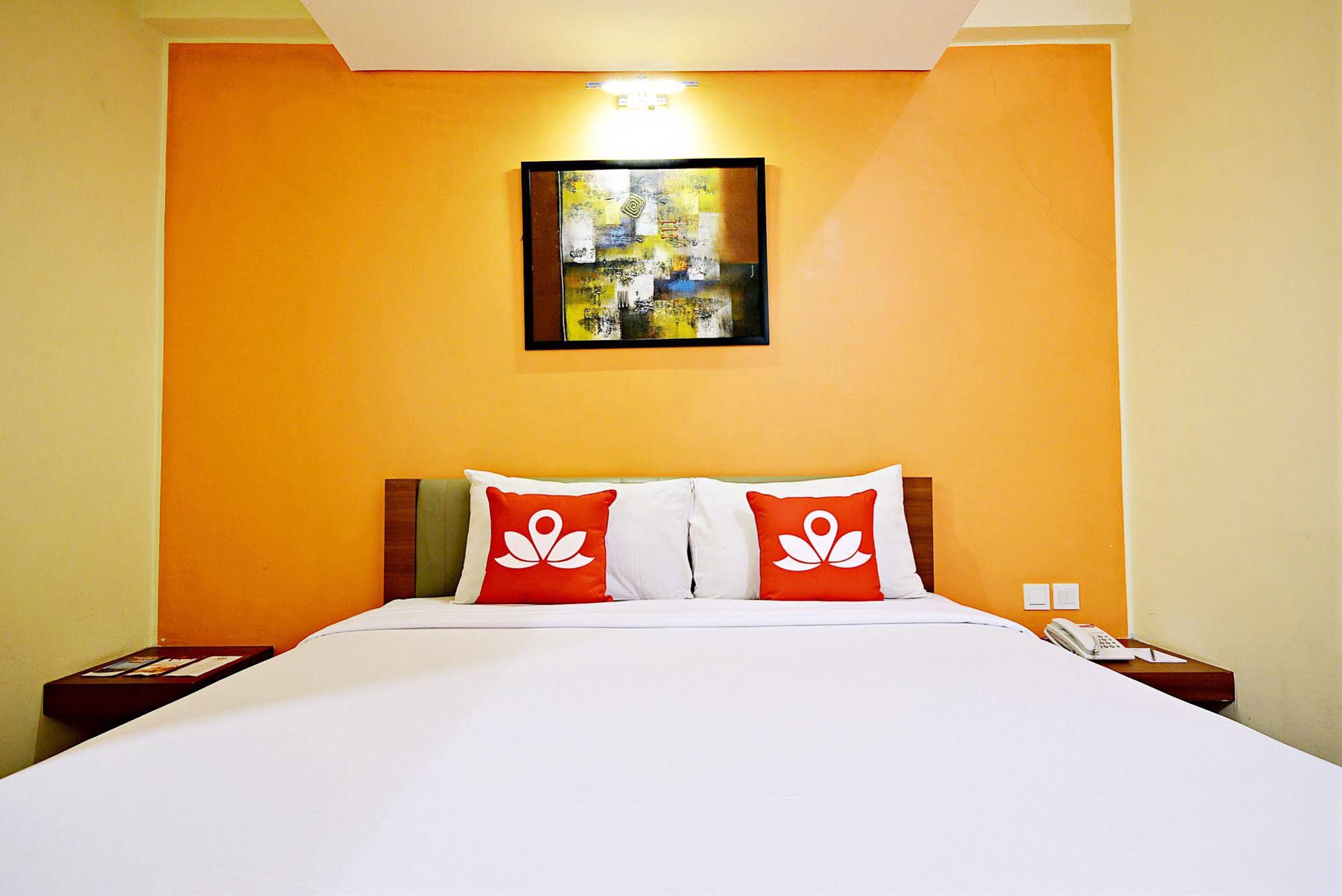 Nite & Day Jakarta Bandengan by ZEN Rooms