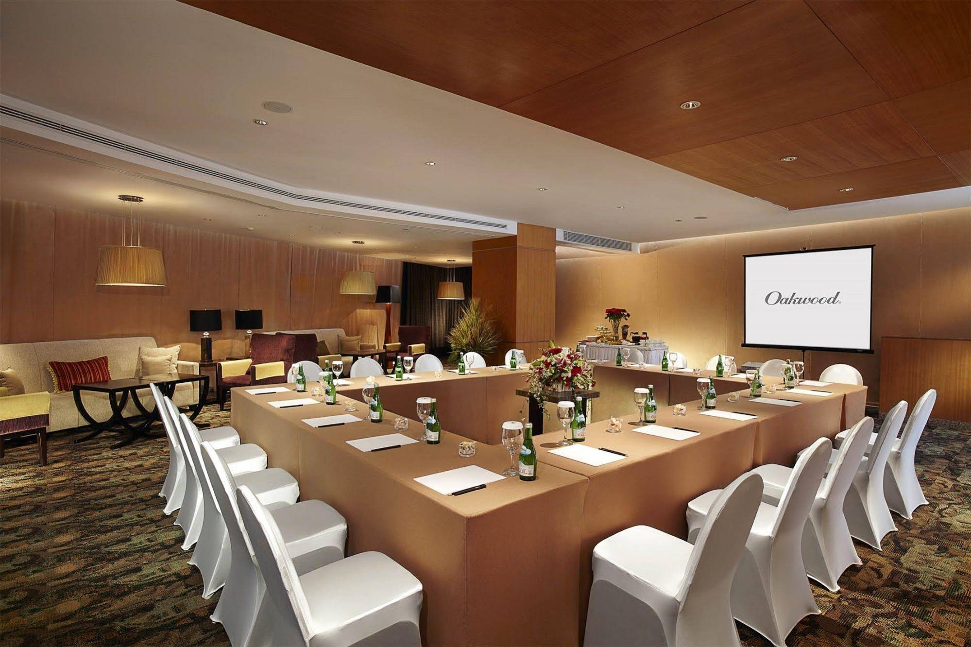 Oakwood Premier Cozmo Jakarta