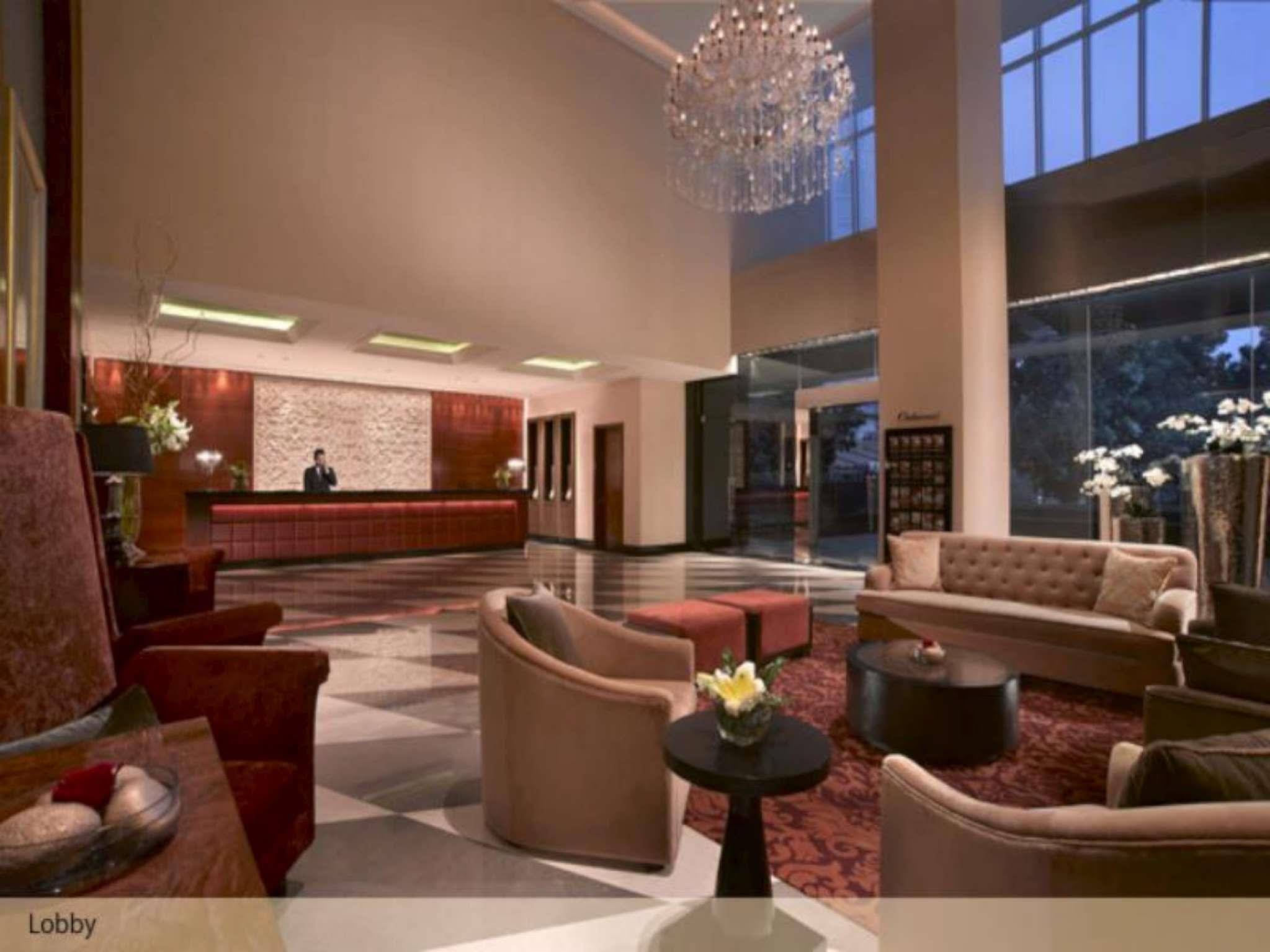 Oakwood Premier Cozmo Jakarta