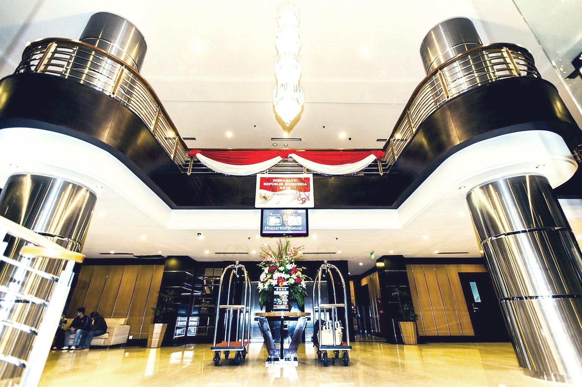 Orchardz Hotel Industri