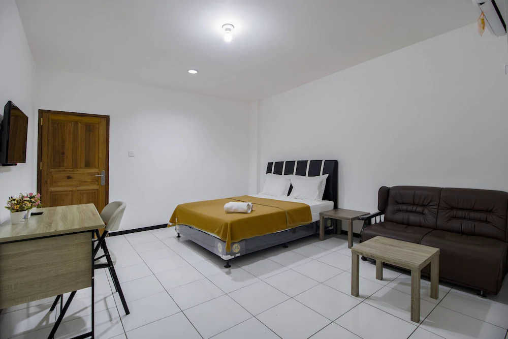 Oriental Residence by ZEN Rooms