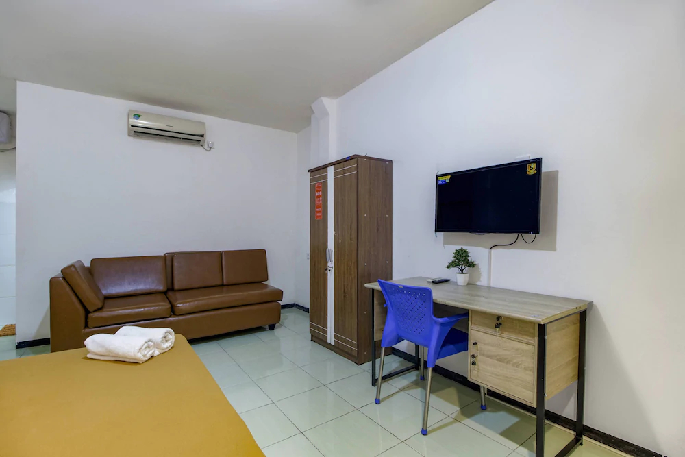 Oriental Residence by ZEN Rooms