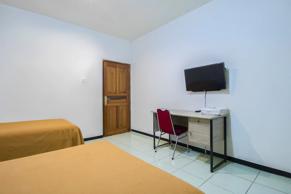 Oriental Residence by ZEN Rooms