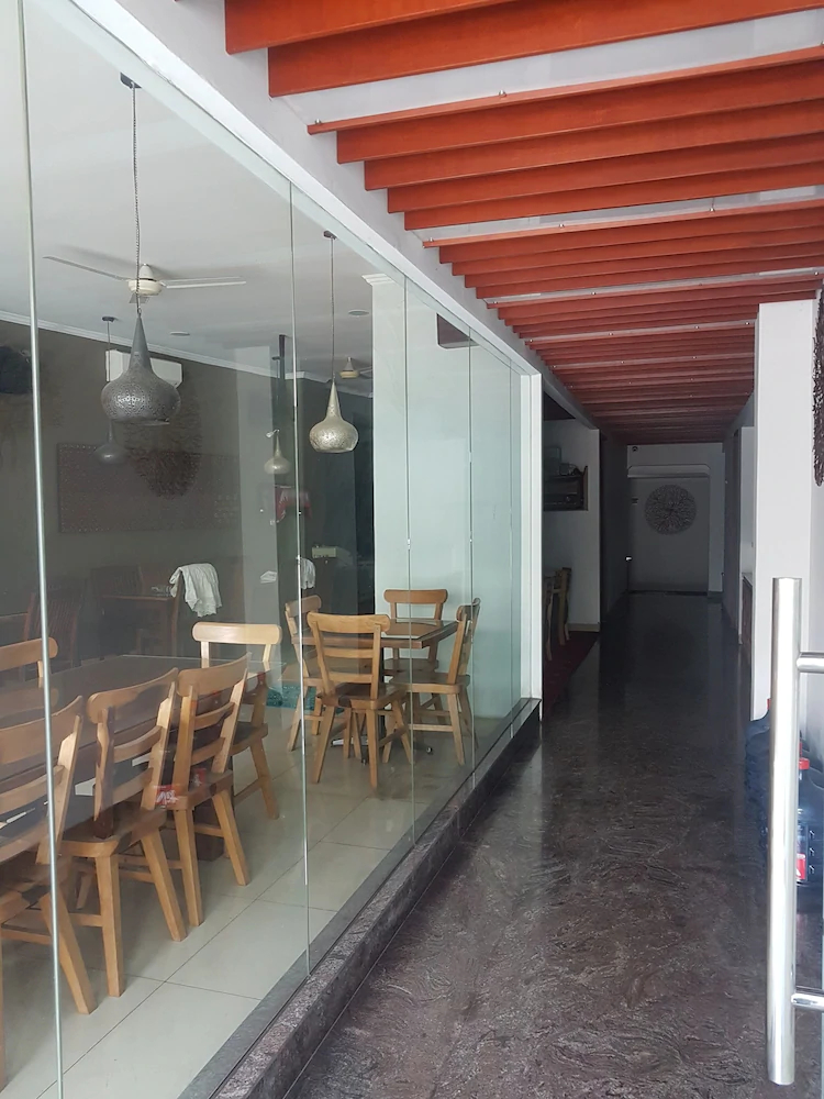 Ostin by OYO Rooms