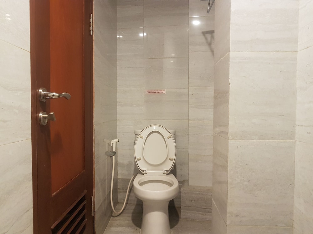 Ostin by OYO Rooms