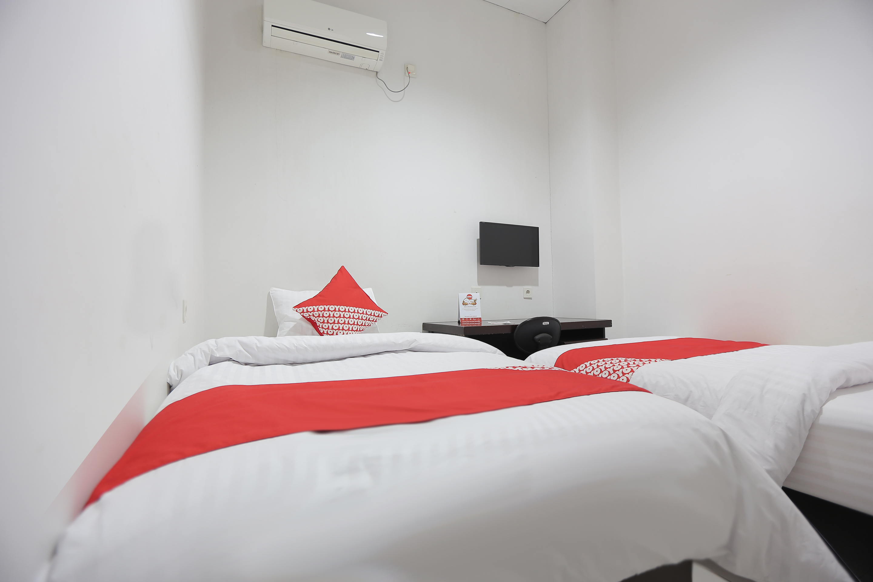 OYO 118 Dorothea Residence