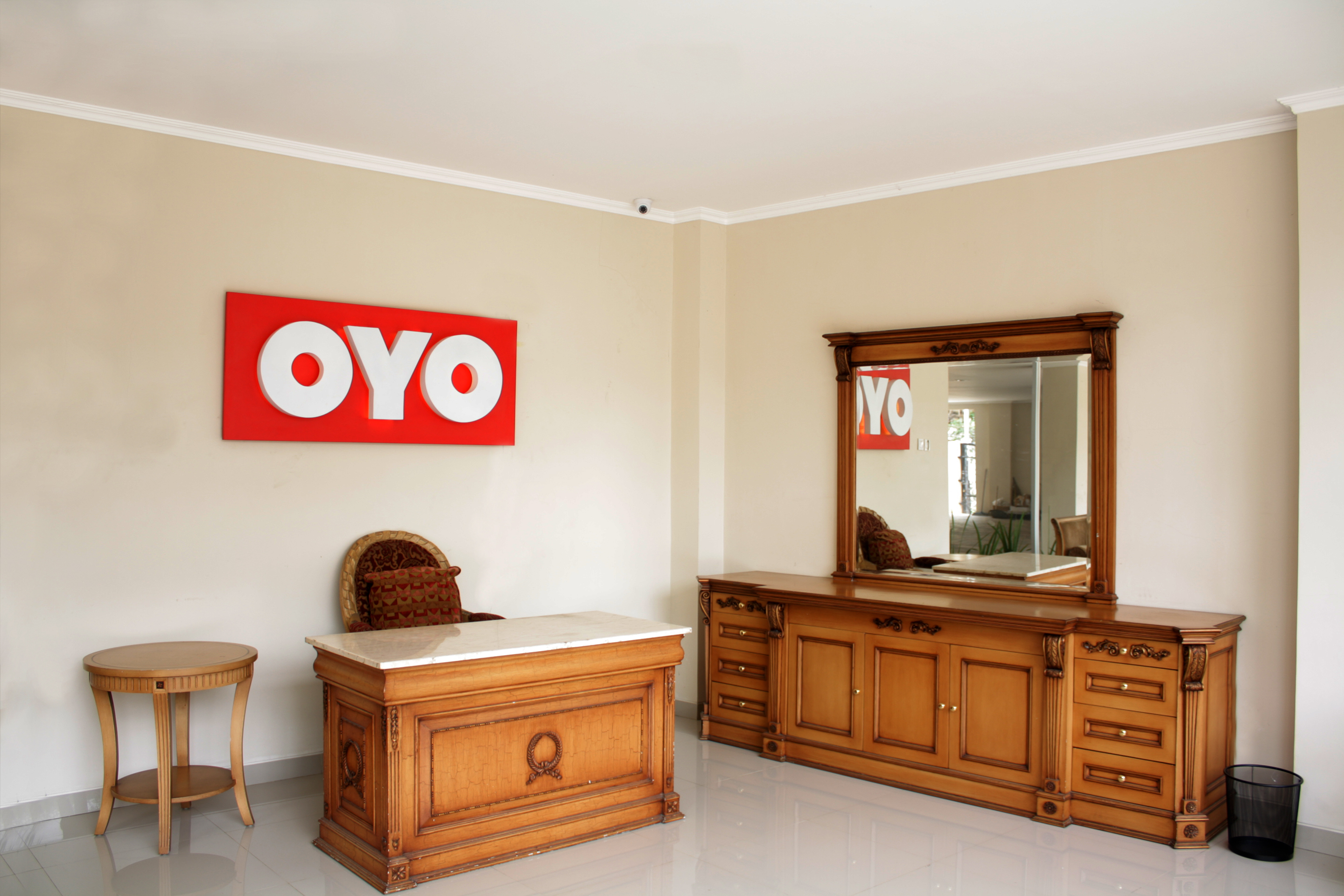 OYO 130 Mbc Residence