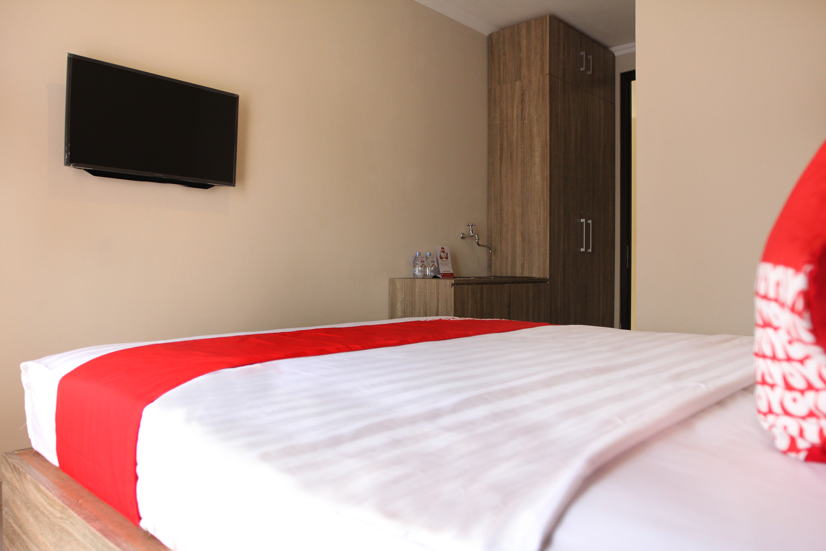 OYO 130 Mbc Residence