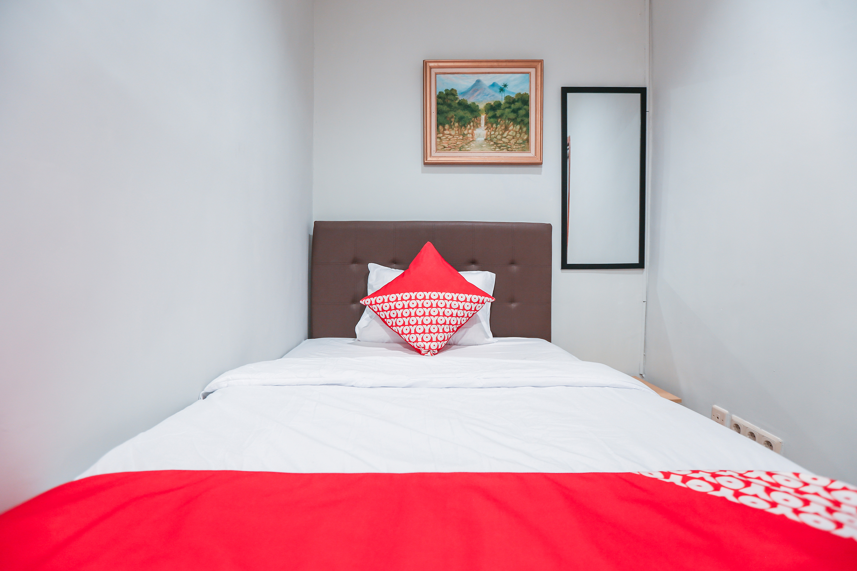 Menteng Guest House by OYO Rooms