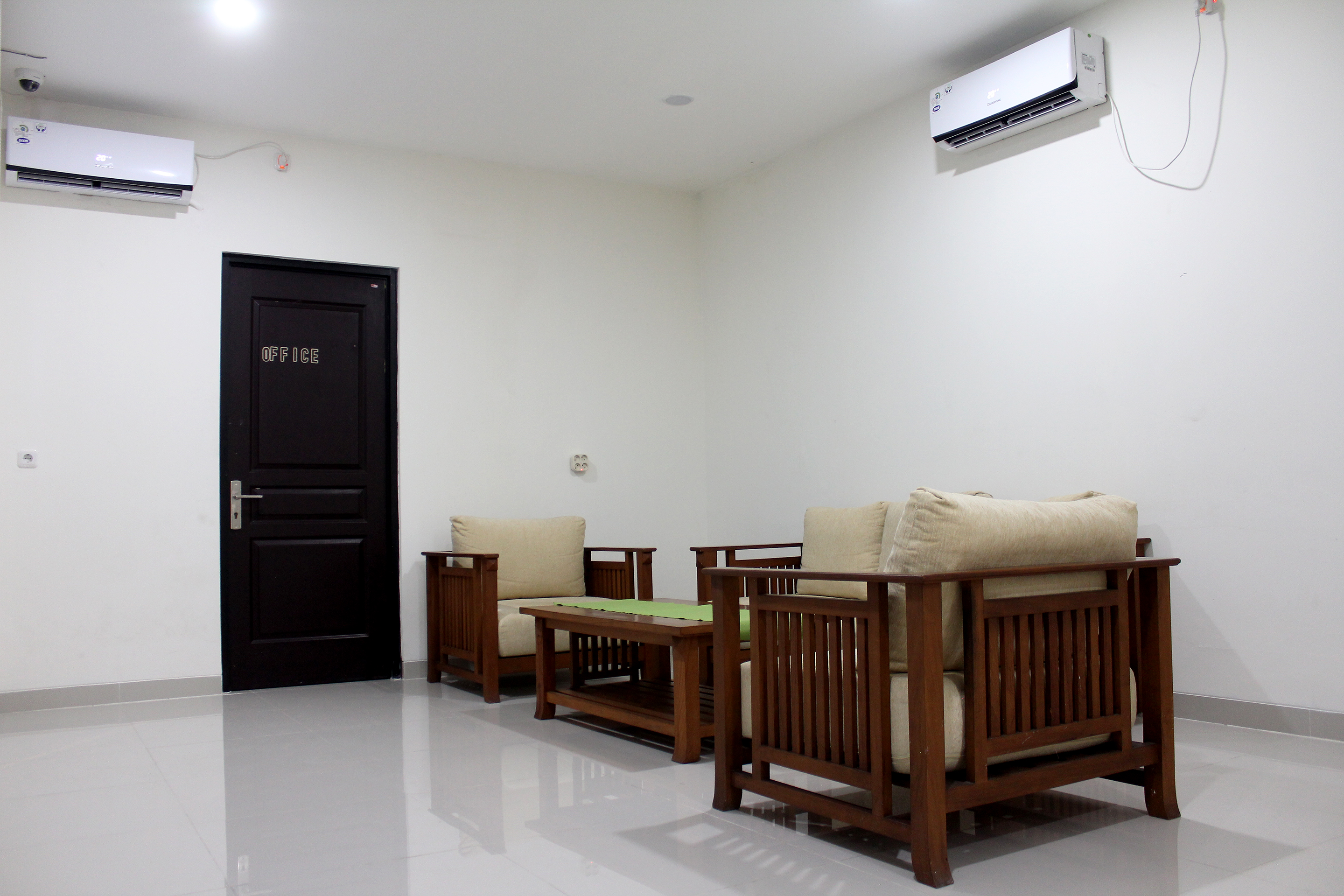 OYO 137 Permata Tawakal