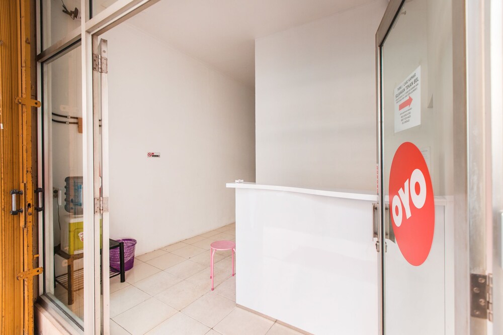 OYO 1422 My Home At Ancol