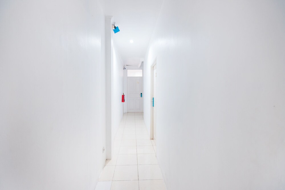 OYO 1422 My Home At Ancol