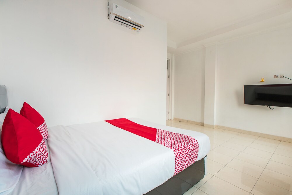 OYO 1422 My Home At Ancol