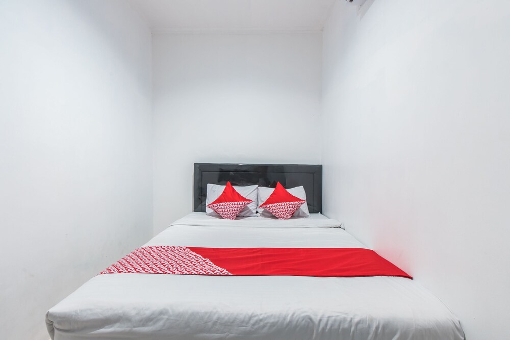 OYO 1422 My Home At Ancol