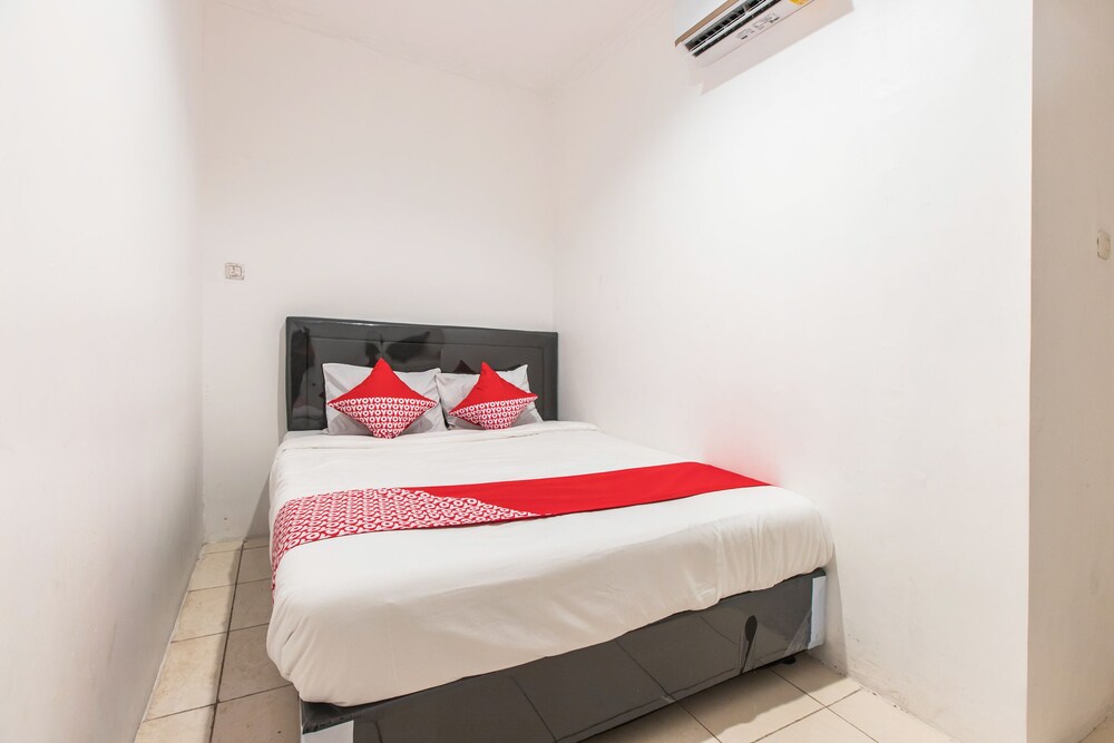 OYO 1422 My Home At Ancol