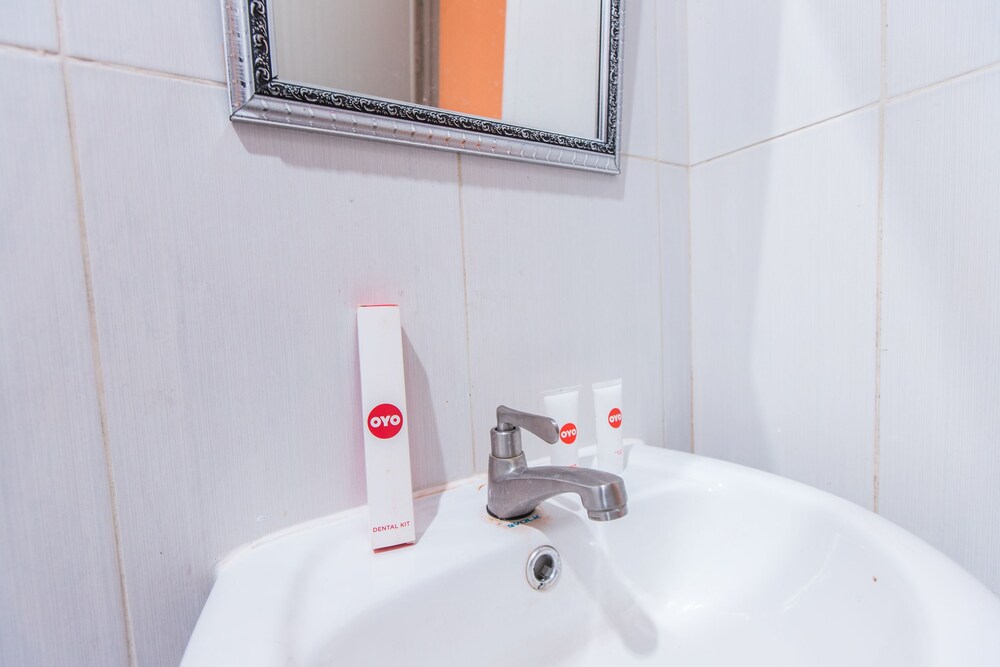 OYO 1422 My Home At Ancol