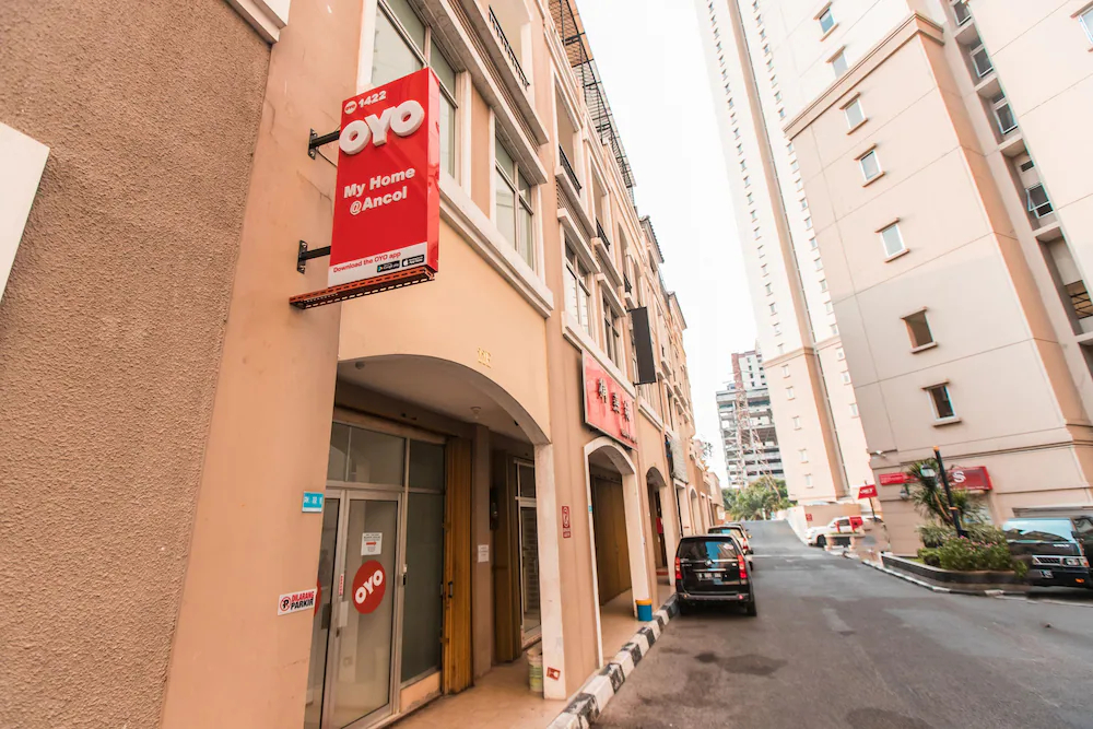 OYO 1422 My Home At Ancol