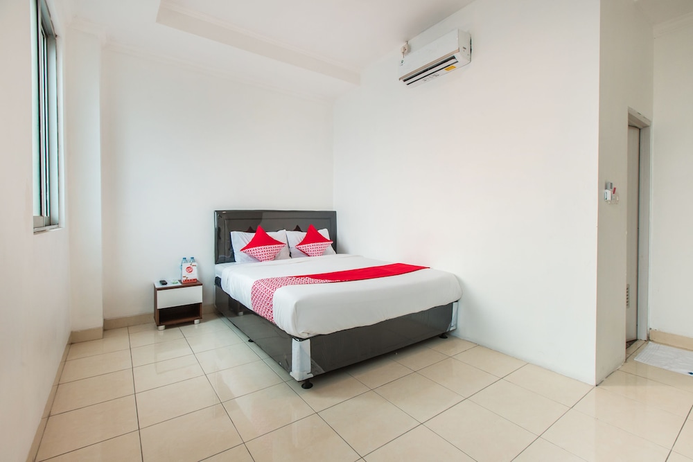 OYO 1422 My Home At Ancol