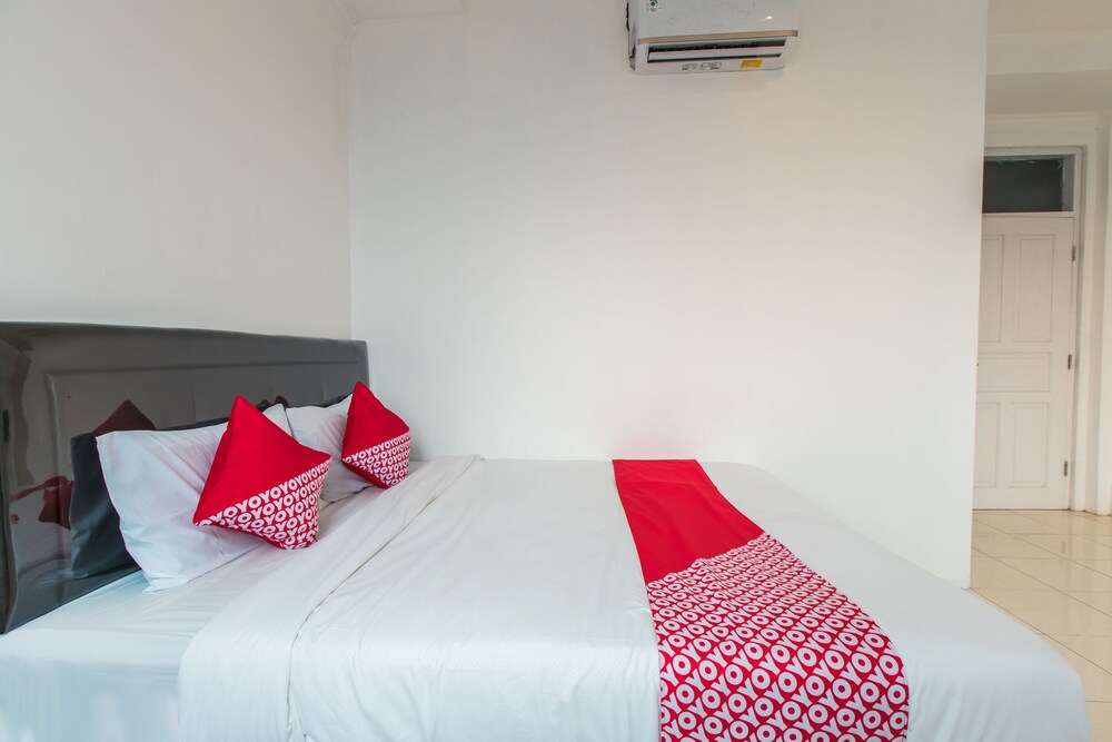 OYO 1422 My Home At Ancol