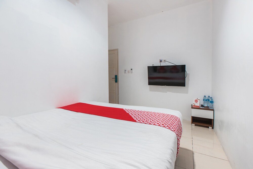 OYO 1422 My Home At Ancol