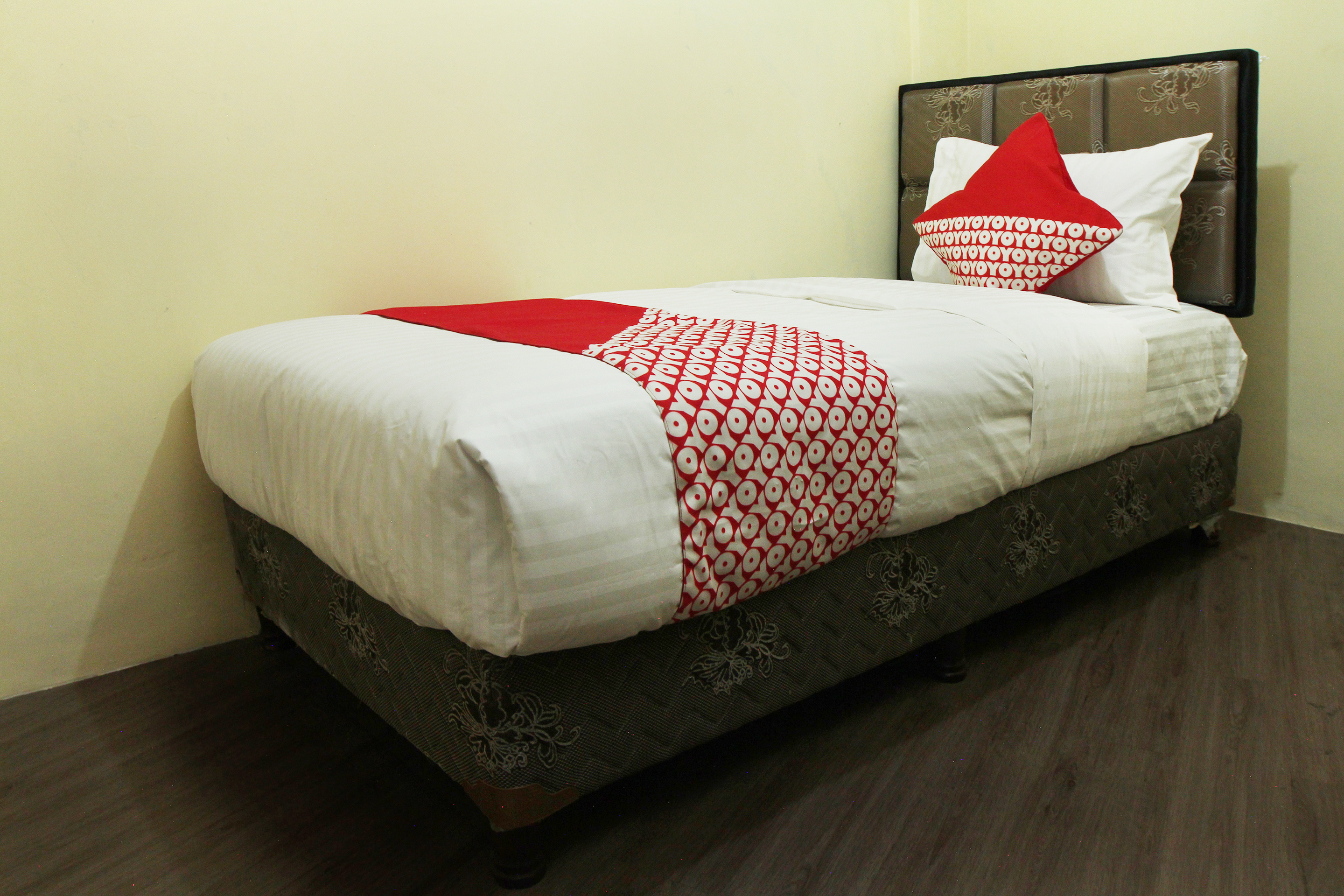 OYO 146 Menteng Residence