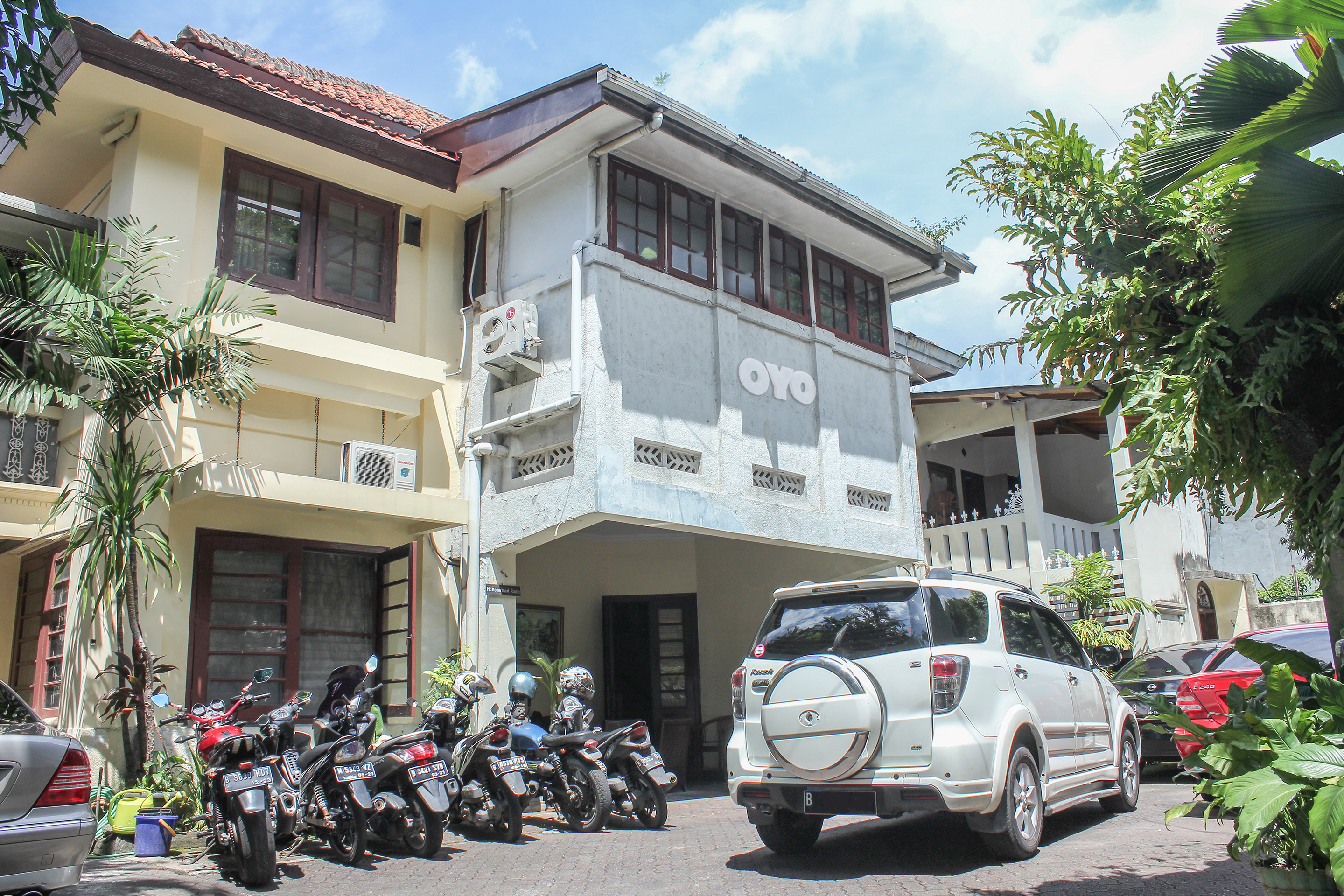 OYO 146 Menteng Residence