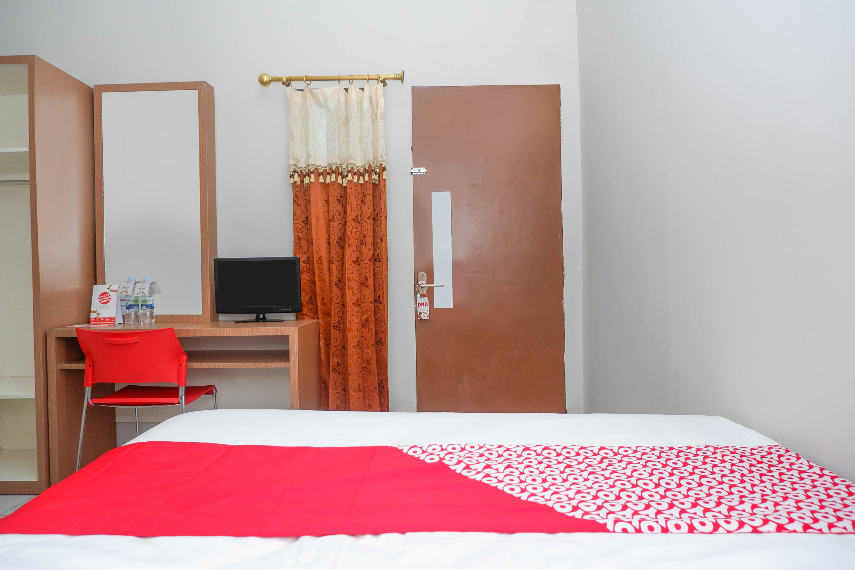 OYO 150 Harmoni Residence