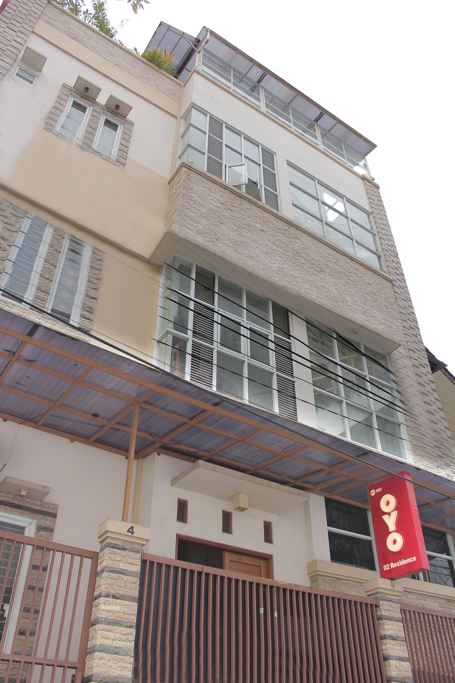 OYO 152 O2 Residence