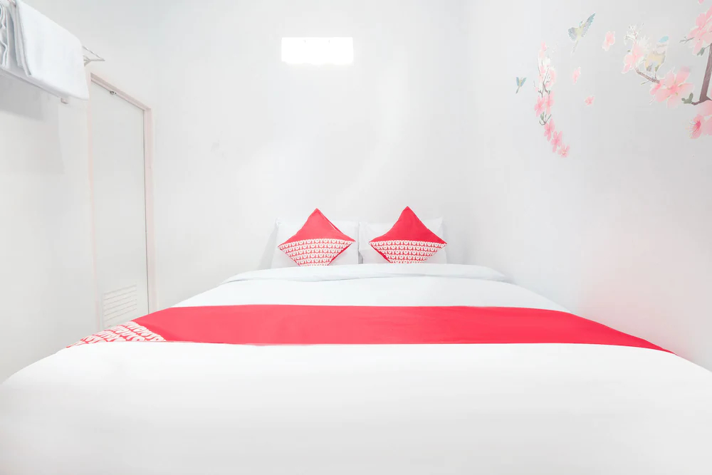 OYO 285 Taman Rasuna Asri Residence