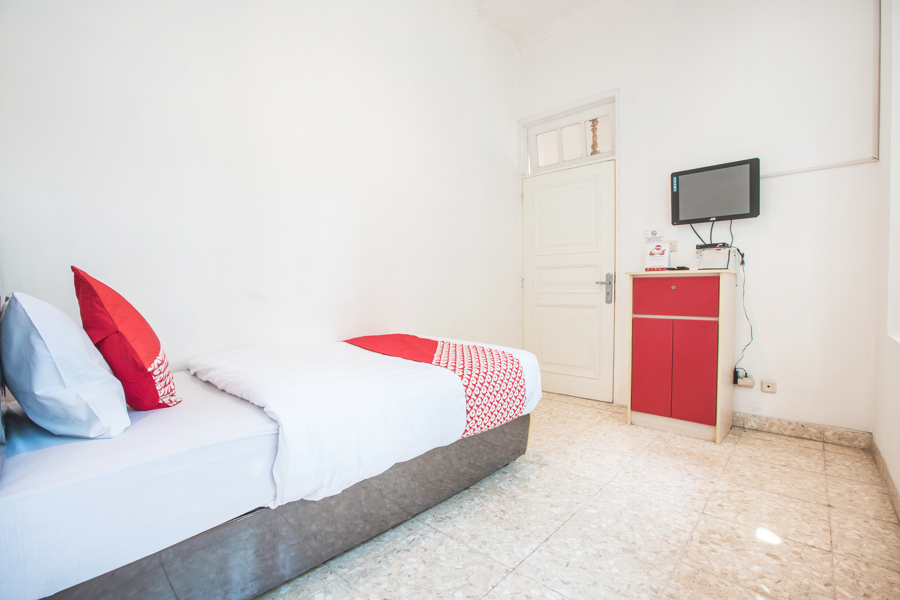 OYO 332 Residence G17