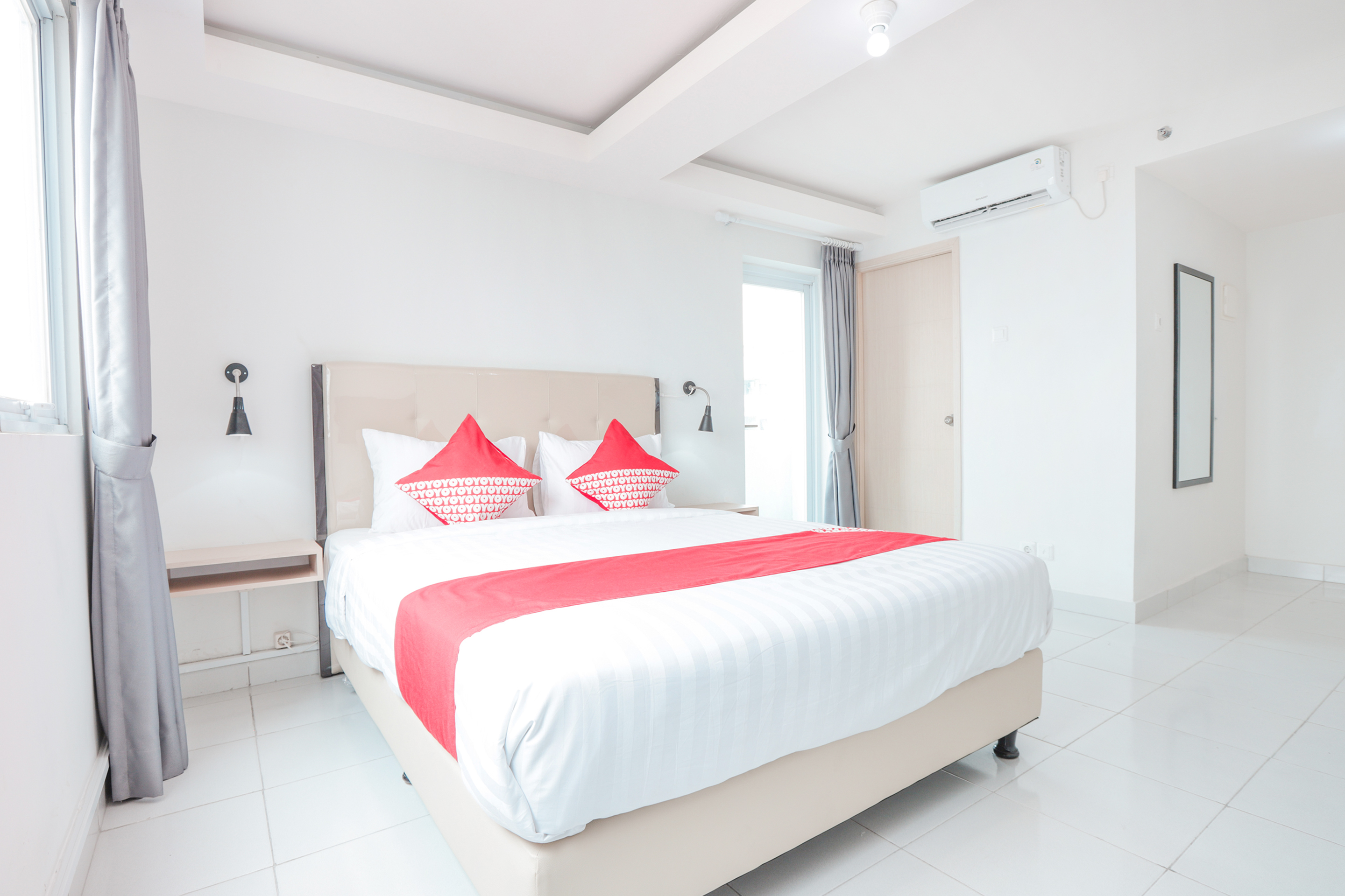 OYO Flagship 210 Amethyst Kemayoran